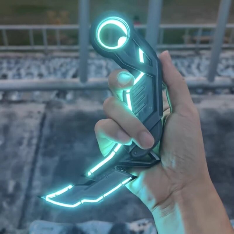 Luminous Vct Claw Knife