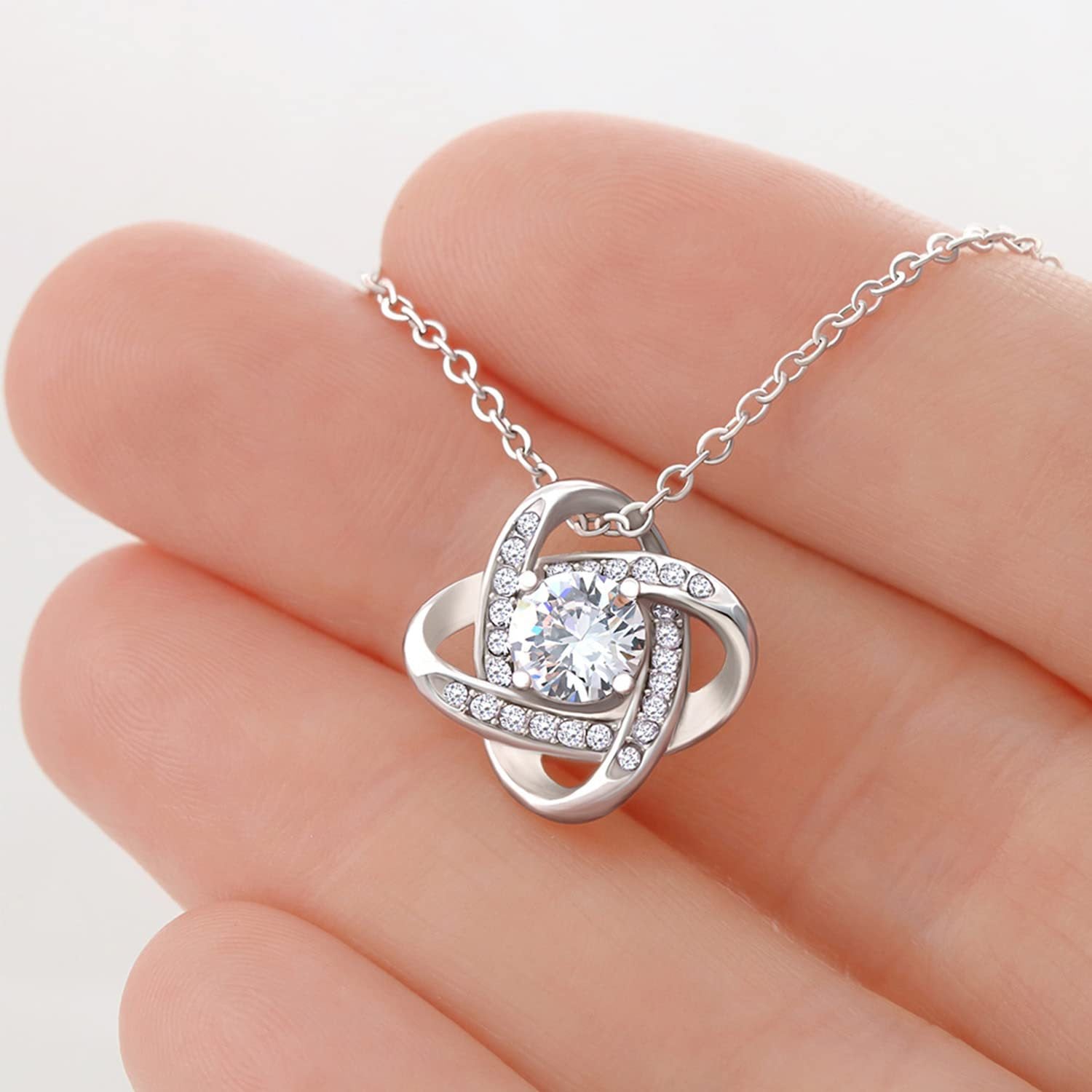 "To My Mom" Heart Pendant Necklace Gift Set | Sparkling Zirconia Titanium Steel Jewelry With Luxury Wooden Box For Mother's Day & Birthday
