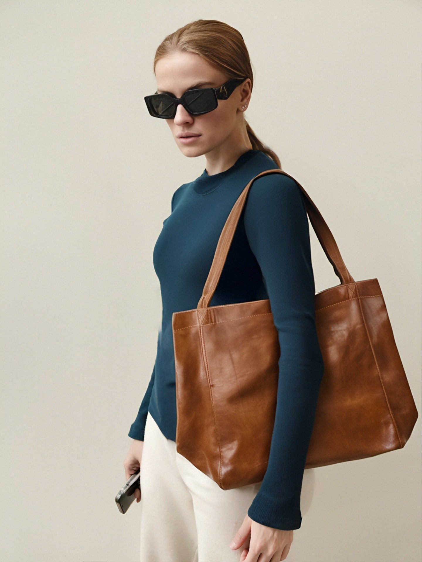 Womens Retro Leather Tote Bag