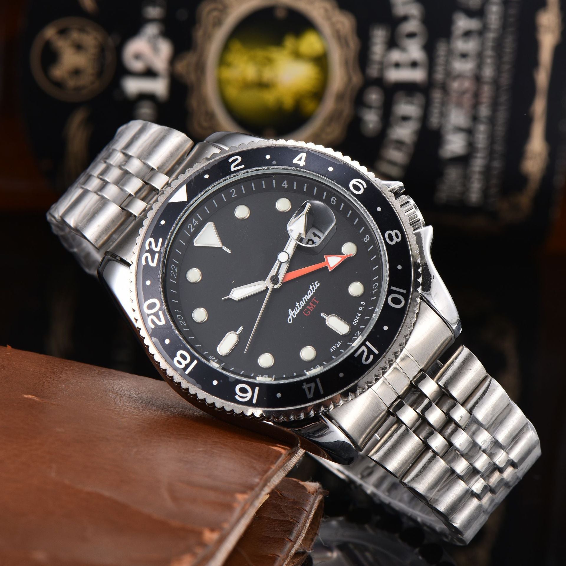 Men's Quartz Watch with Alloy Strap
