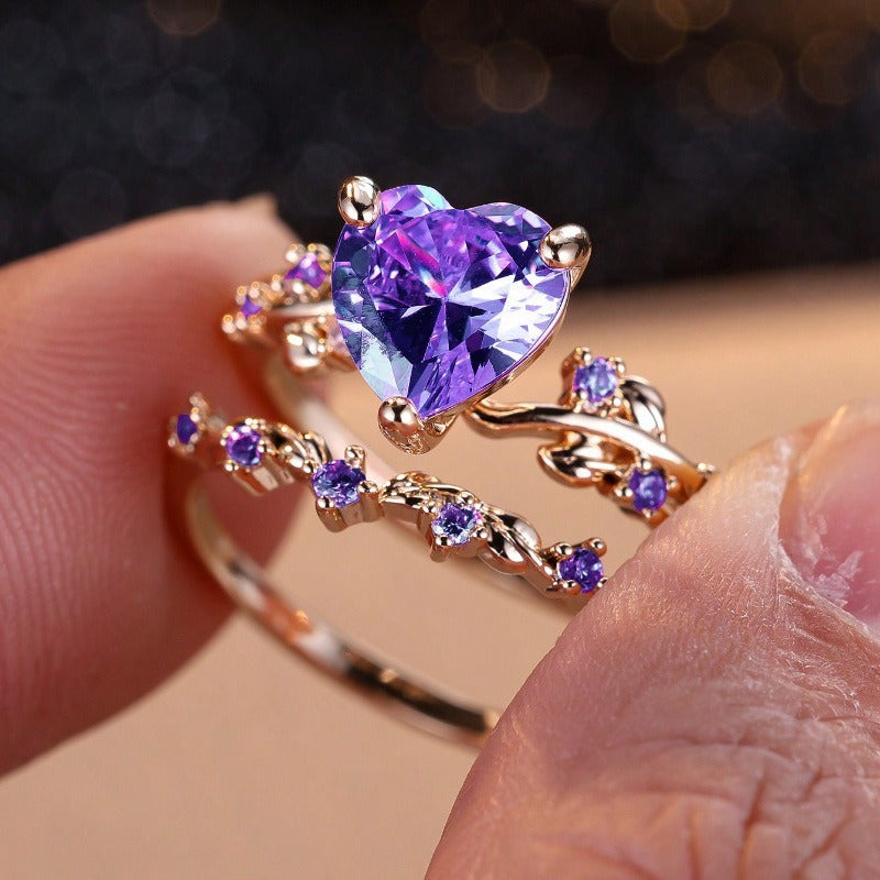 Zircon Inlaid Heart-Shaped Ring Set