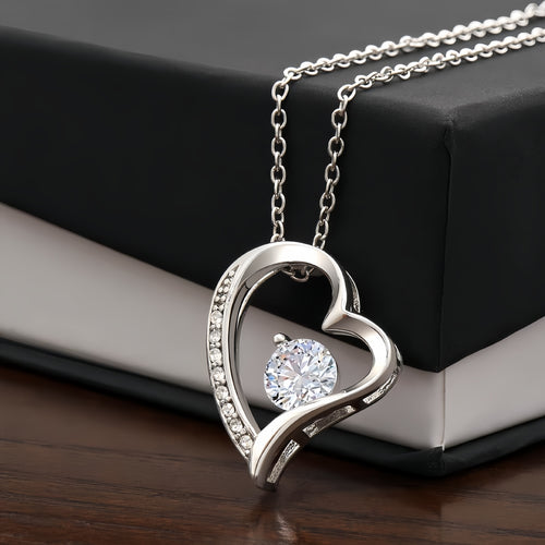 "To My Mom" Heart Pendant Necklace Gift Set | Sparkling Zirconia Titanium Steel Jewelry With Luxury Wooden Box For Mother's Day & Birthday