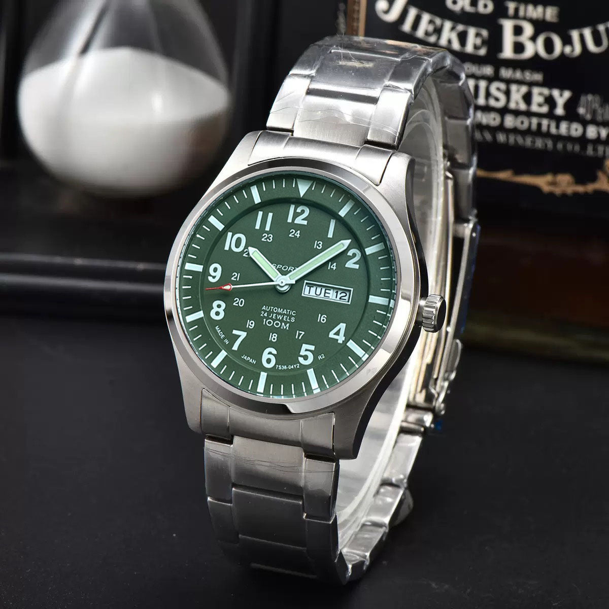 Mens Calendar Sport Wristwatch