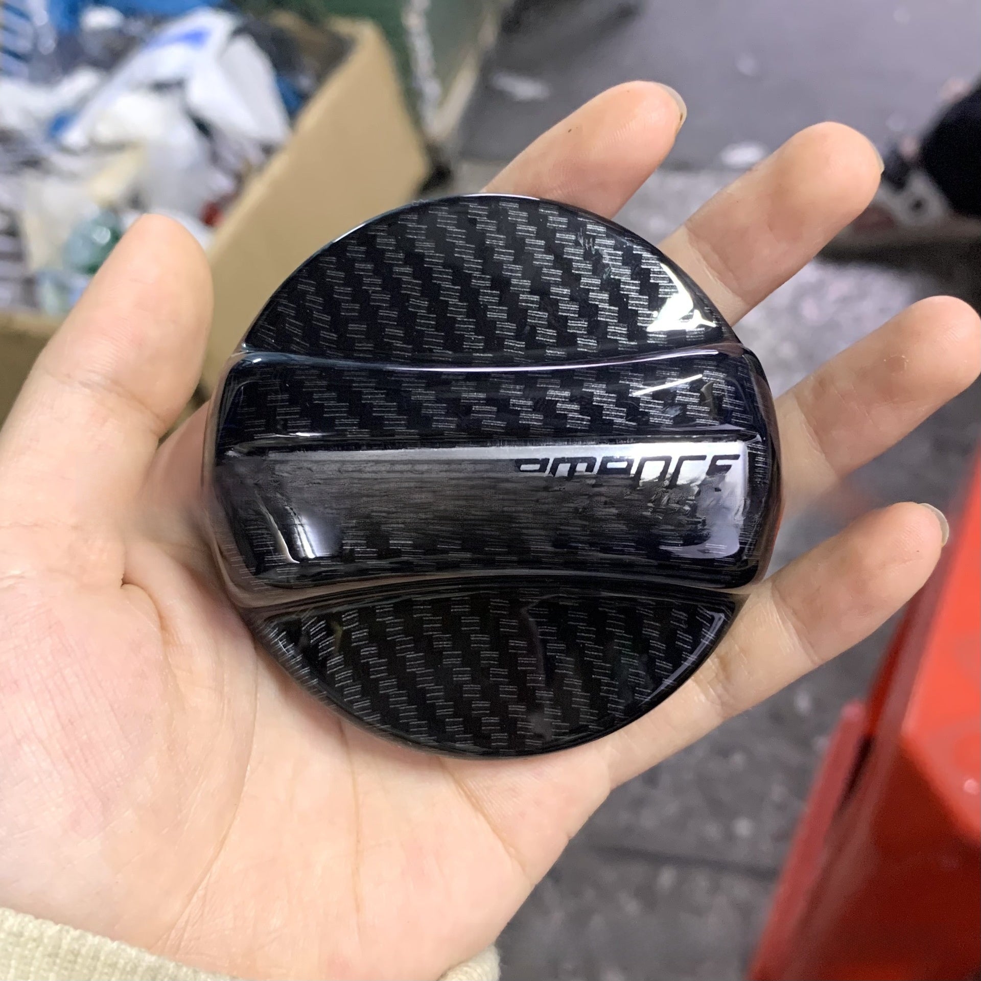 Carbon Fiber Fuel Tank Cover