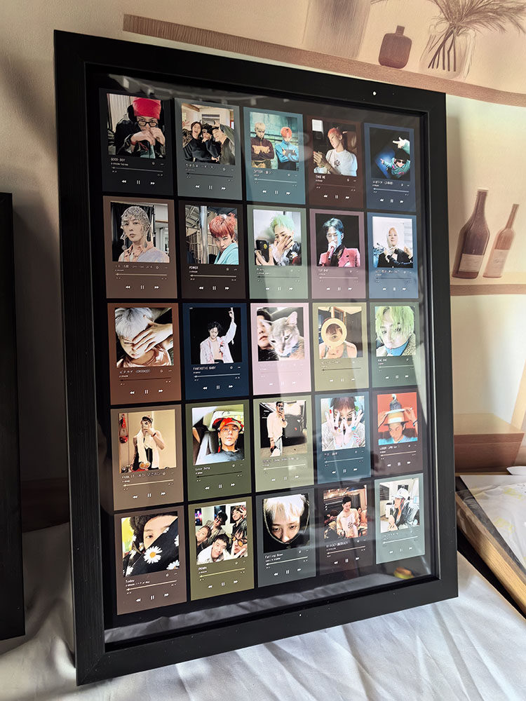 Customizable Bluetooth Photo Frame with NFC