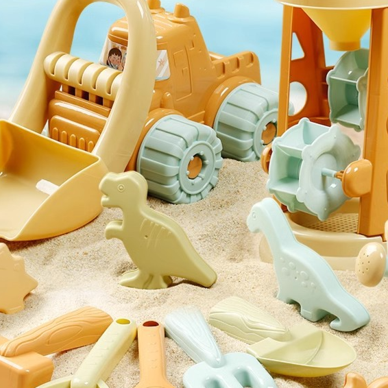 Childrens Beach Sand Play Tools Set