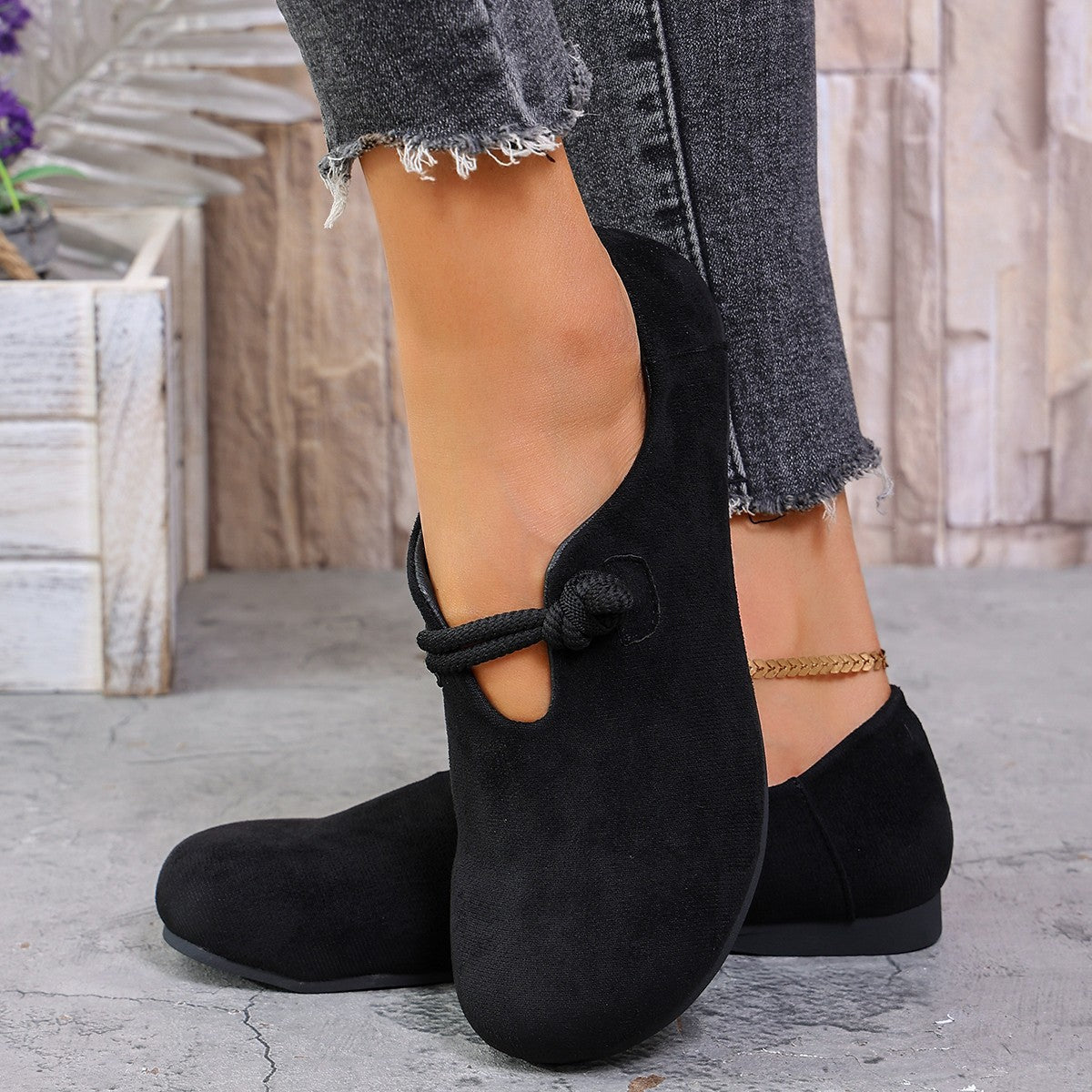 Womens Slip-On Flat Shoes