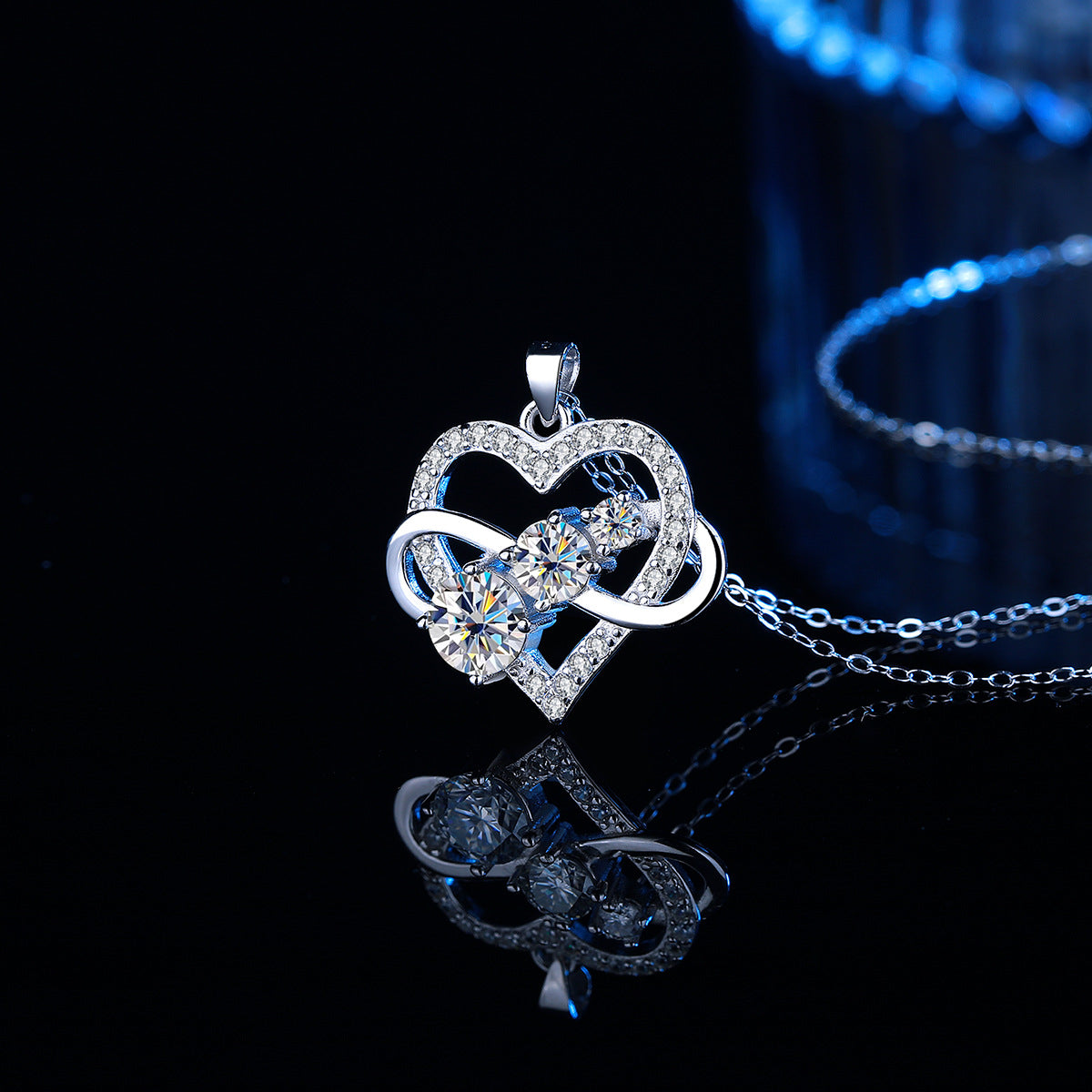 Infinity Heart Moissanite Pendant Necklace – S925 Sterling Silver, 1.6 Carat Gift for Her