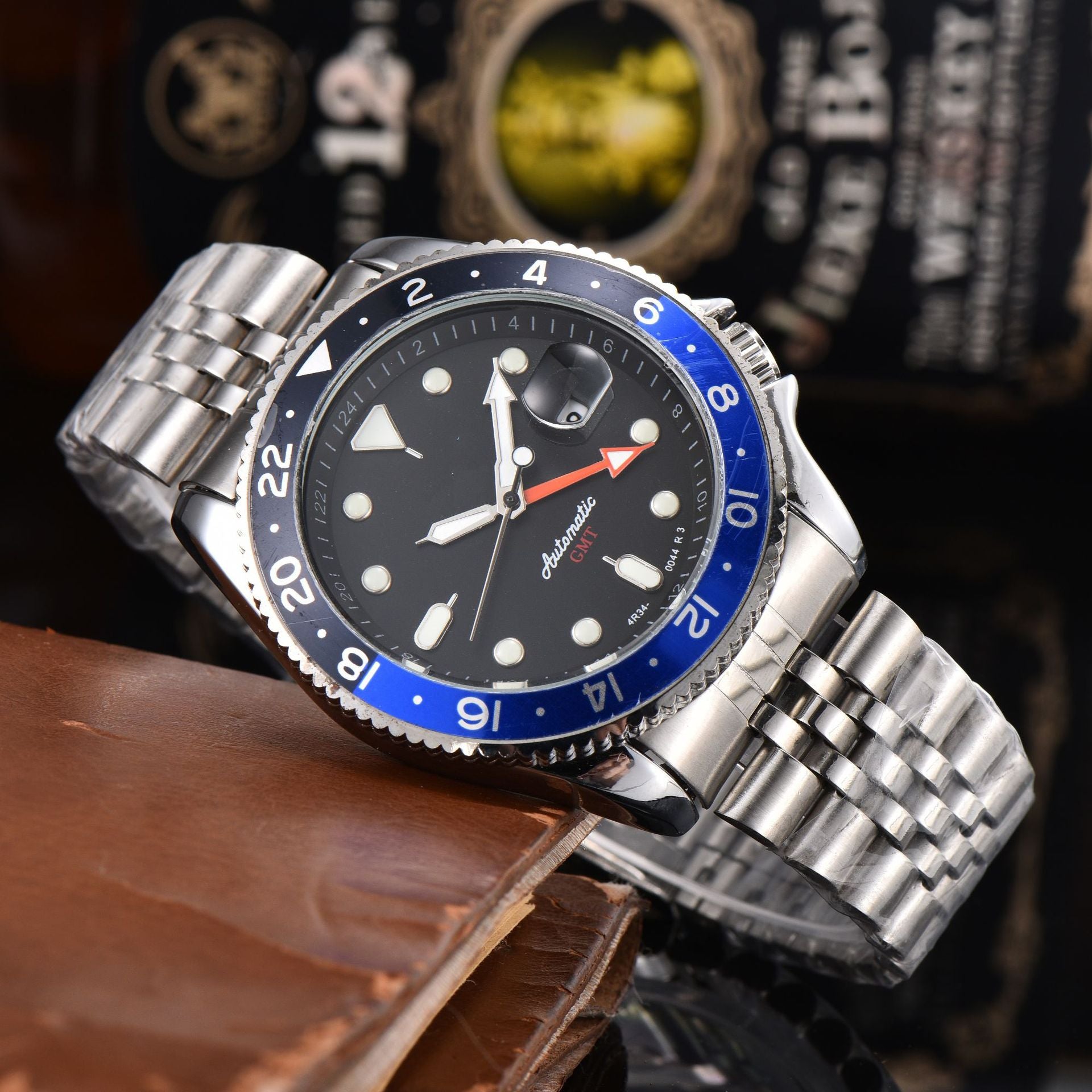 Men's Quartz Watch with Alloy Strap