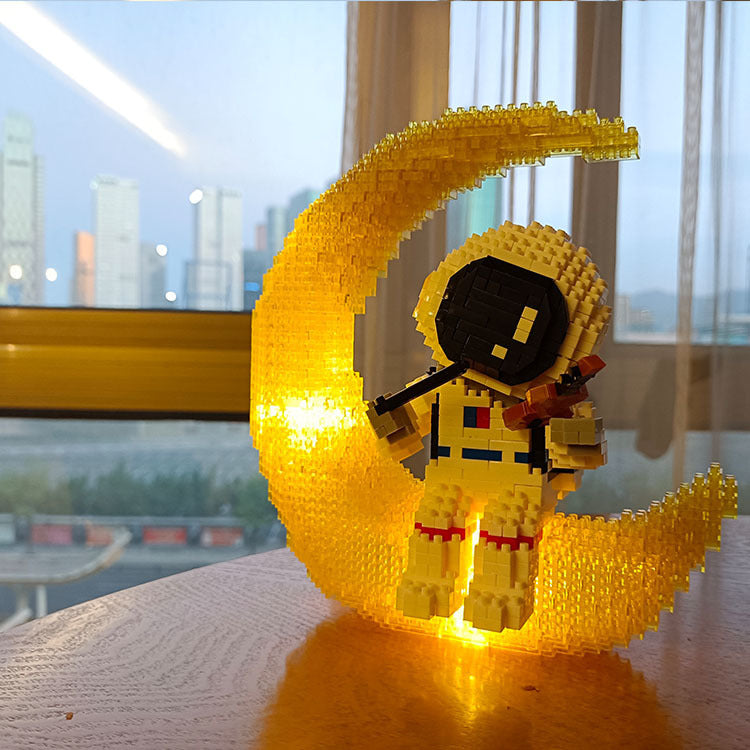 Astronaut Theme Glow Micro-Particle Building Blocks