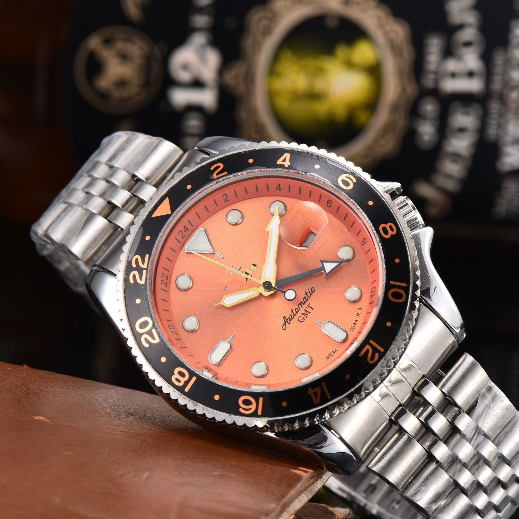Men's Quartz Watch with Alloy Strap
