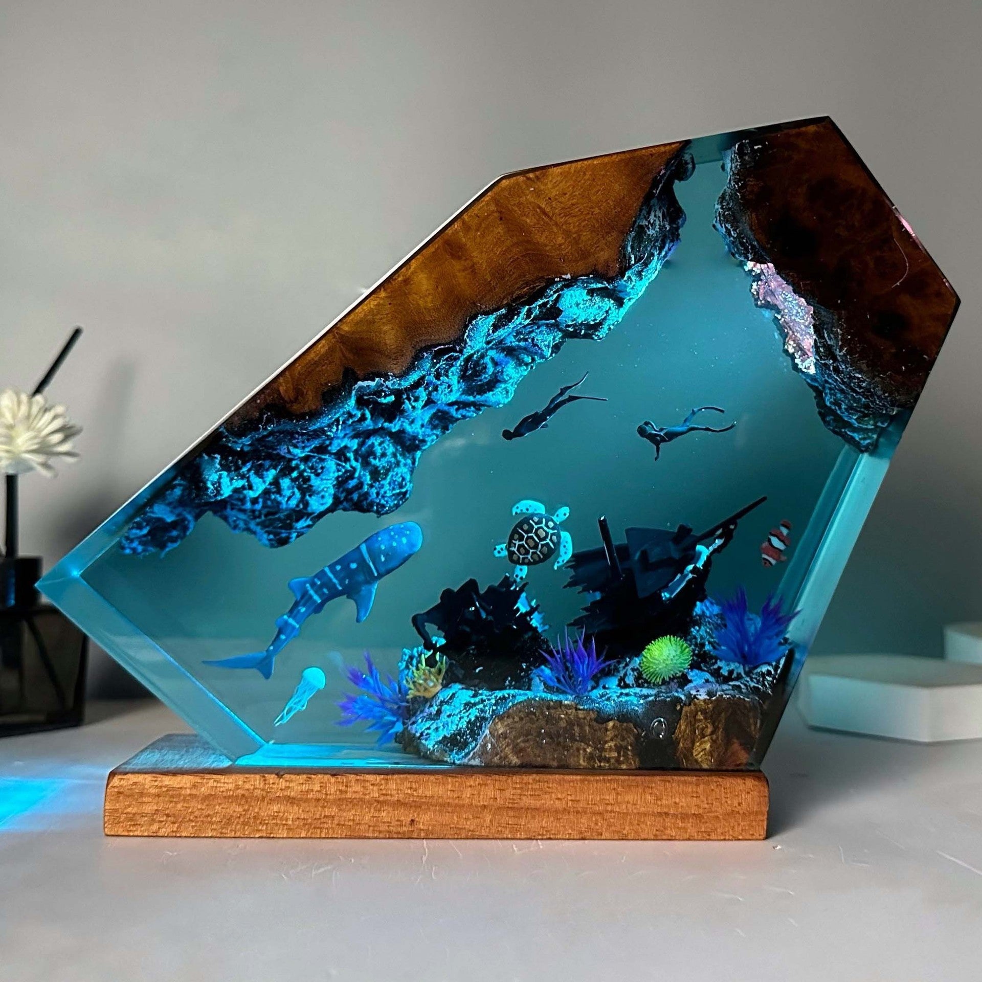 Handcrafted Submarine Deep-Sea Resin Art Lamp | Luxury Ocean-Themed Architectural Ambient Night Light