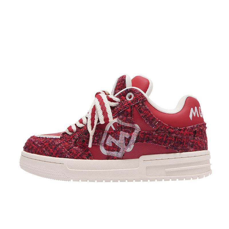 casual shoes