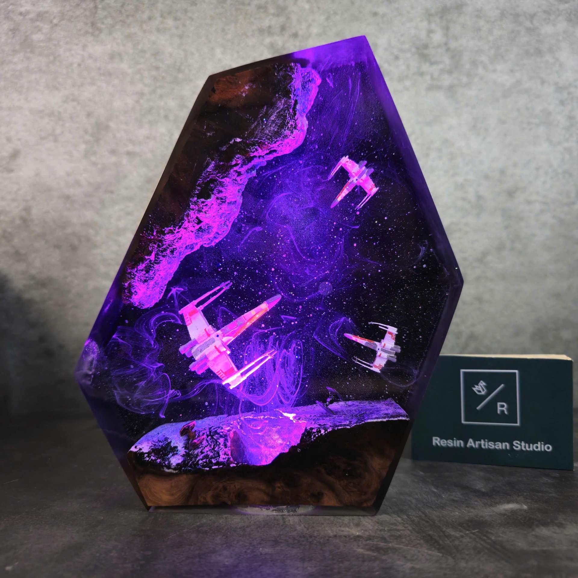 Handcrafted Artisan Galaxy Resin & Starship Diorama Lamp – Cosmic LED Ambient Night Light with Polished Resin Art & Multiple Size Options