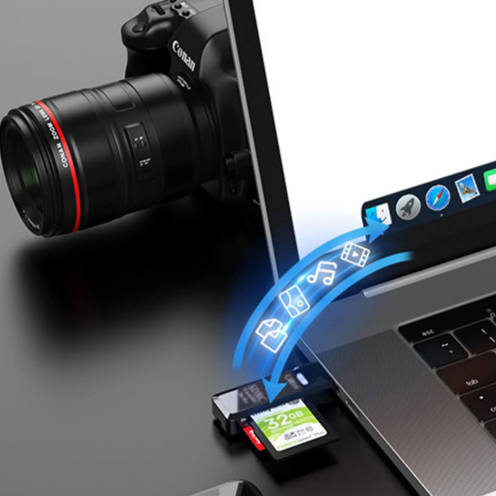 USB 3.0 card reader